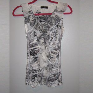 Juniors Top white with Black Flowers